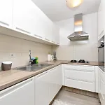 House Igor 2401 *