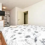 度假居 House Igor 2401