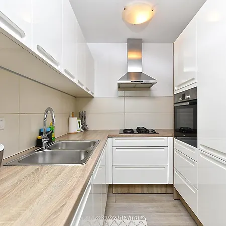 House Igor 2401 *