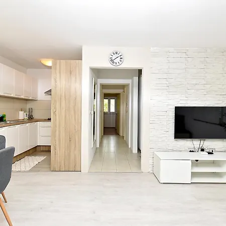 House Igor 2401